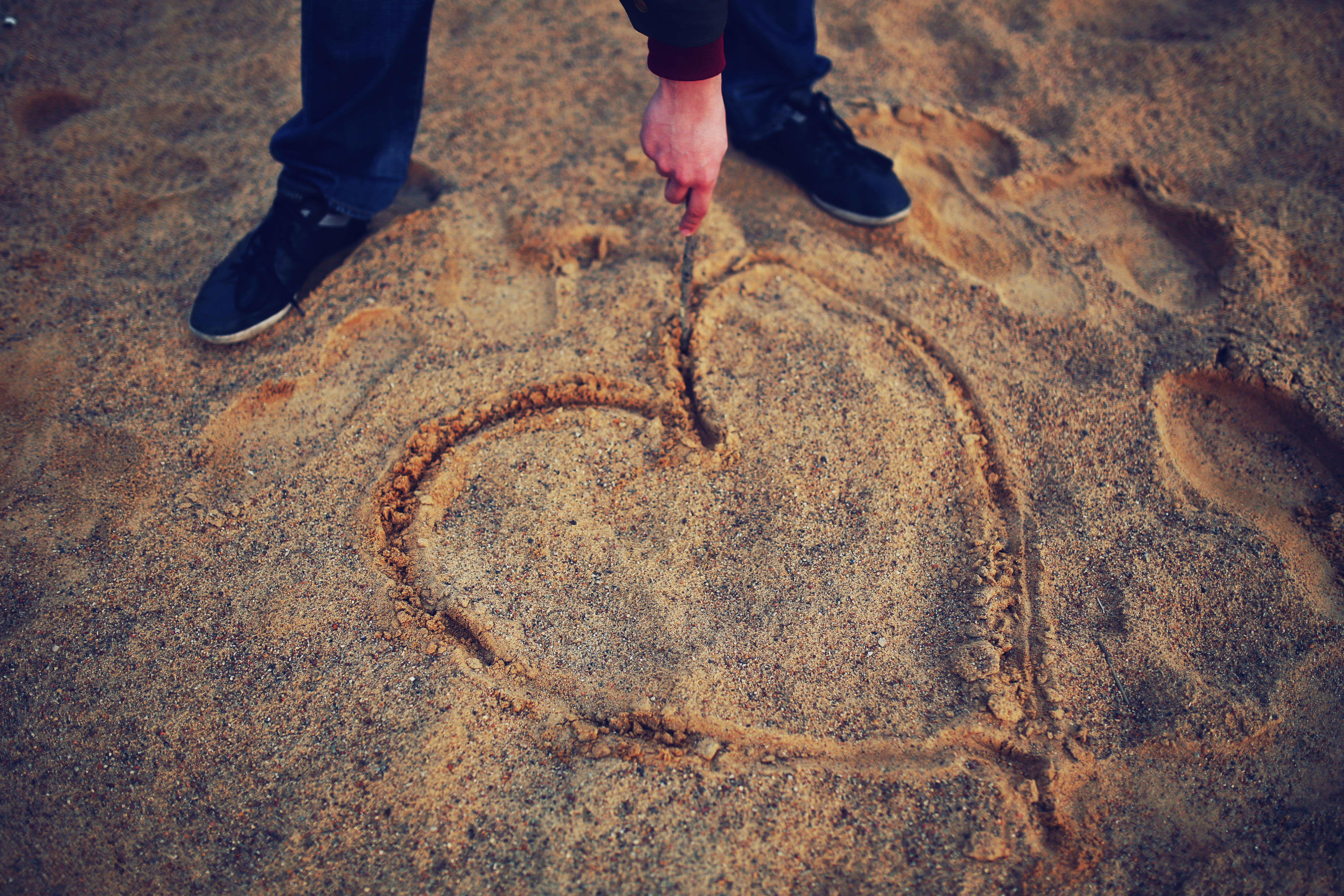 stages of romantic relationship